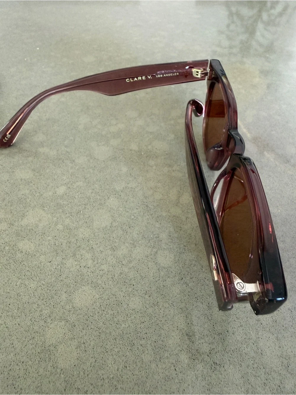 Clare V James Classic Unisex Sunglasses in Plummy